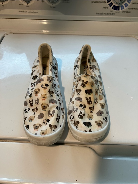 ASPCA Shoes - Puppy dog slip on shoes women’s7.5 white brown humane society ASPCA